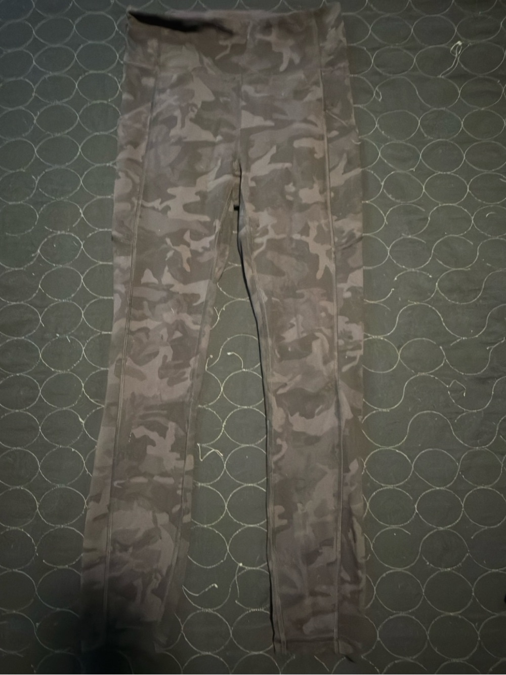 lululemon athletica Gray & Black Camo Performance leggings